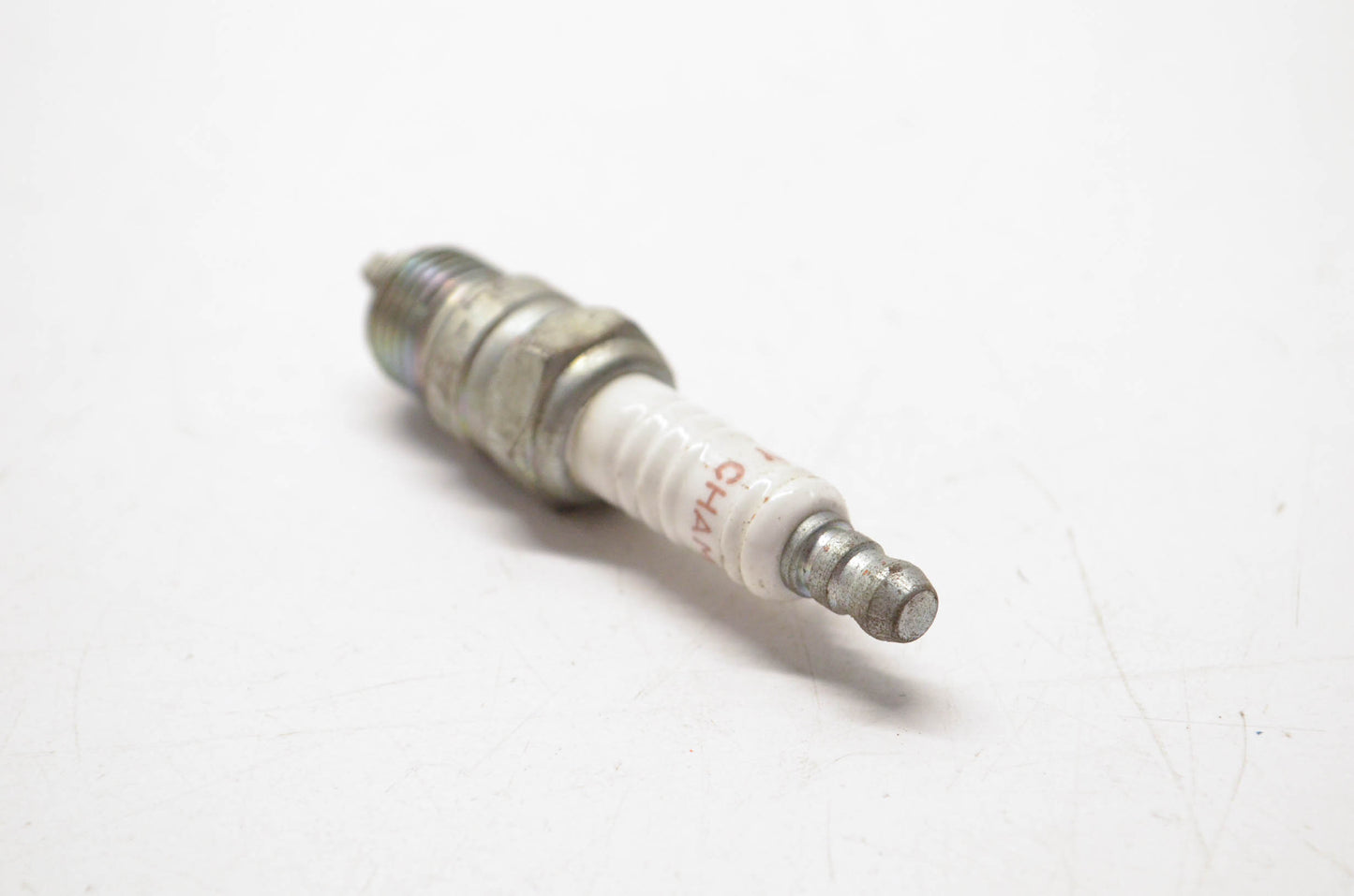 Champion RBL-11Y, RBY11Y Spark Plug NOS