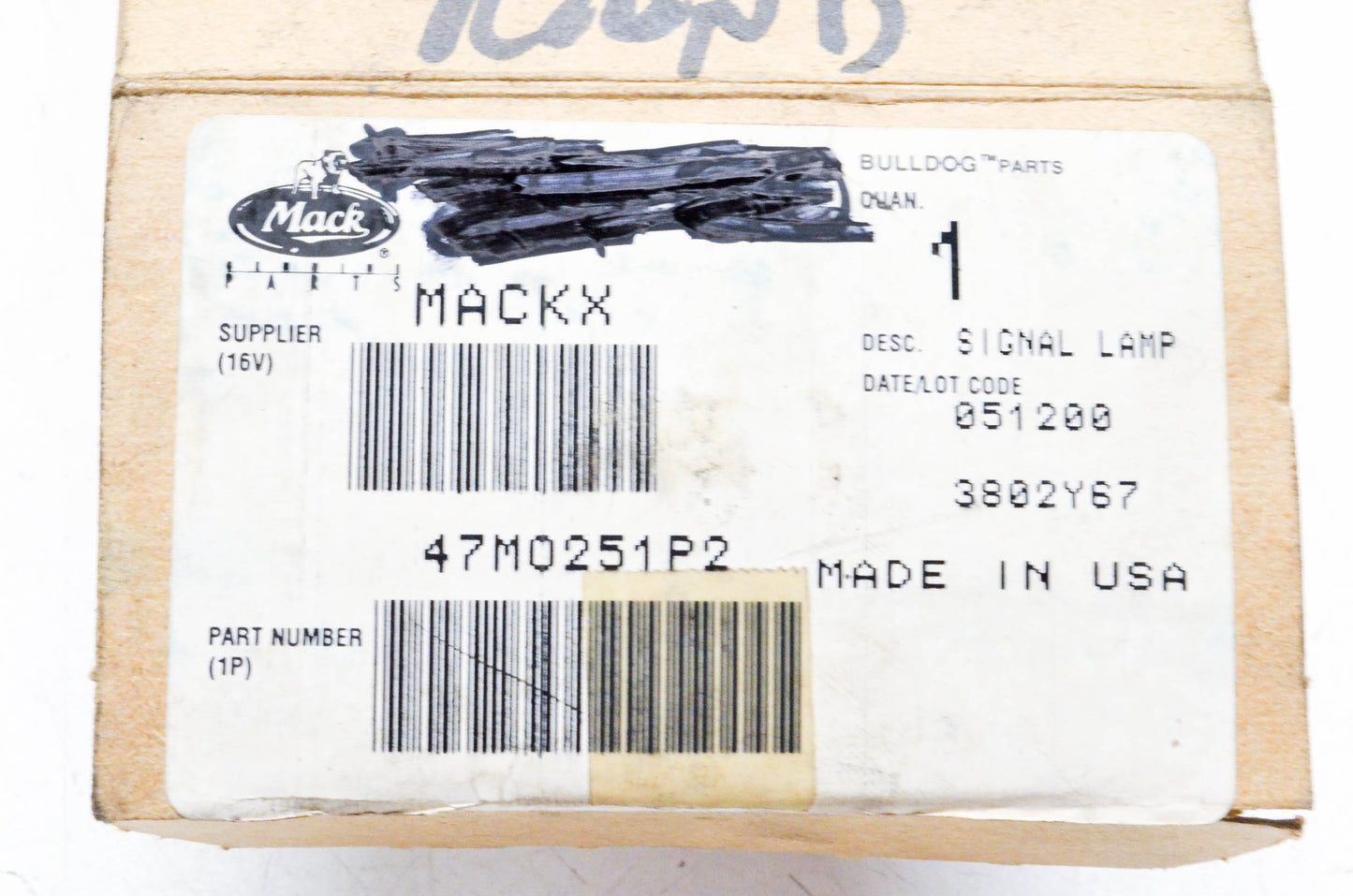 Mack 47M0251P2 Signal Lamp Assembly NOS