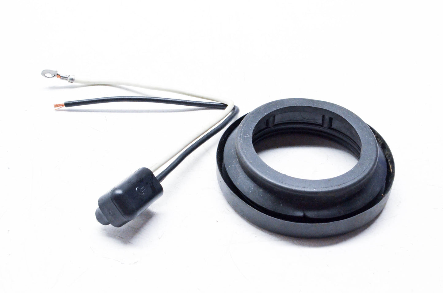 Trucklite 30401 Grommet & Pigtail Kit NOS