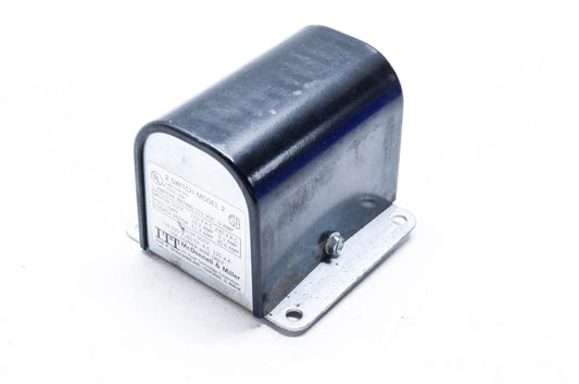McDonnell & Miller Model 2 Low Water Cut Off Switch NOS