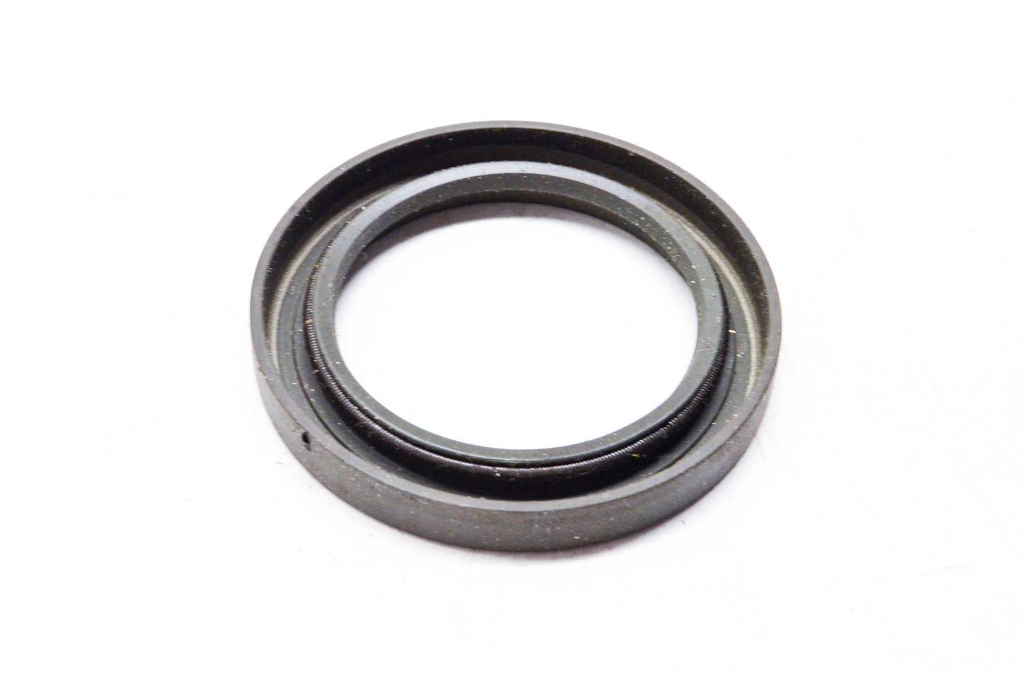 Federal Mogul 224026 Oil Seal NOS