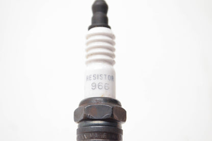 Champion 966, Resistor 966 Spark Plug NOS
