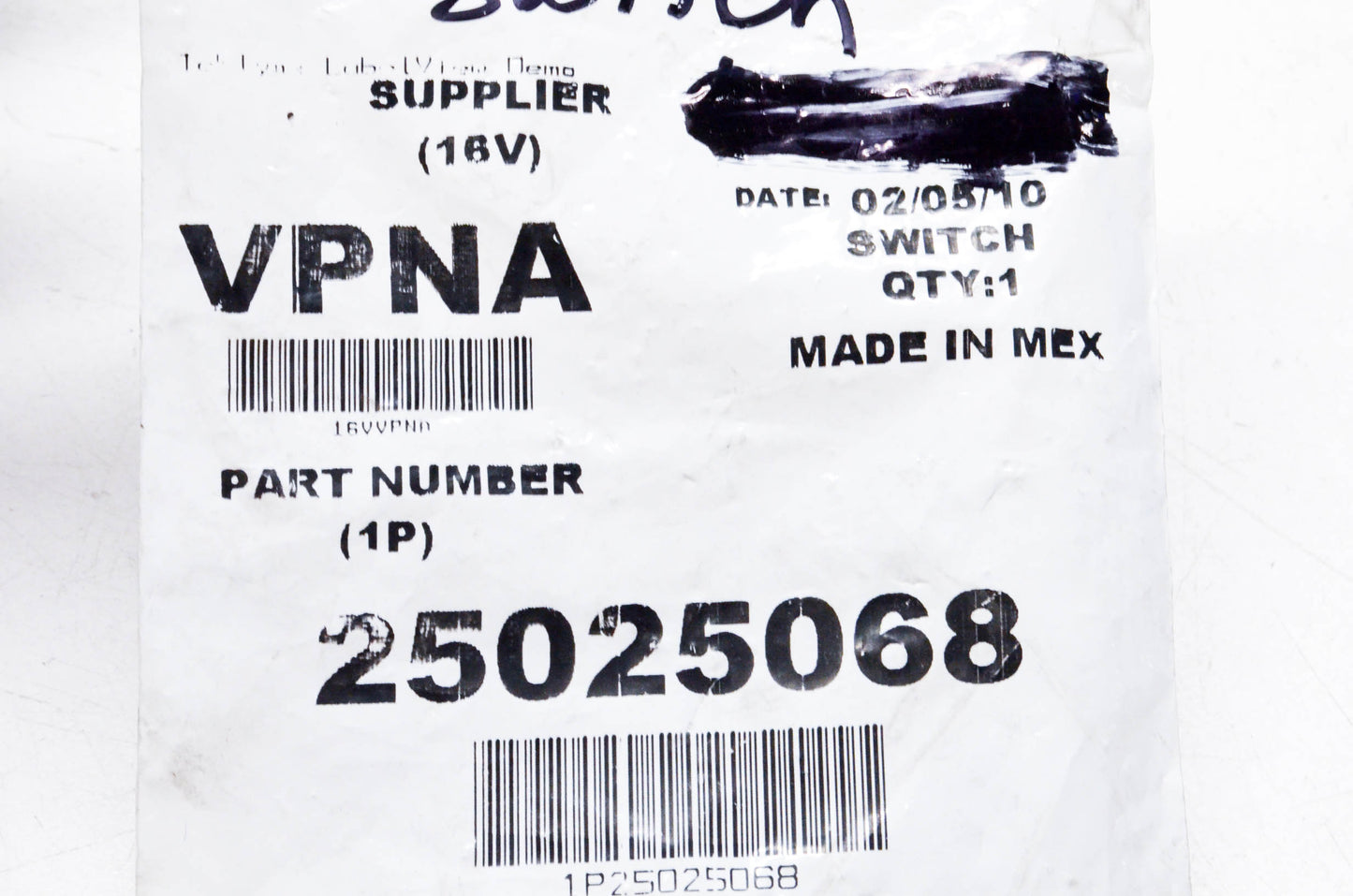 Mack 25025068,1MR3332P2  Headlamp Switch NOS