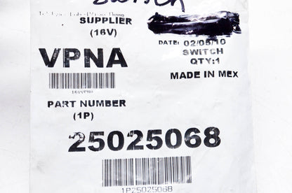 Mack 25025068,1MR3332P2  Headlamp Switch NOS