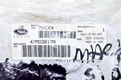 Mack 47MO3017R, 25160921, TL20300 Directional Signal Lamp Assembly
