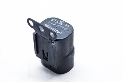 GM 14089936, 5093, 15-8240 HVAC Blower Motor Relay NOS