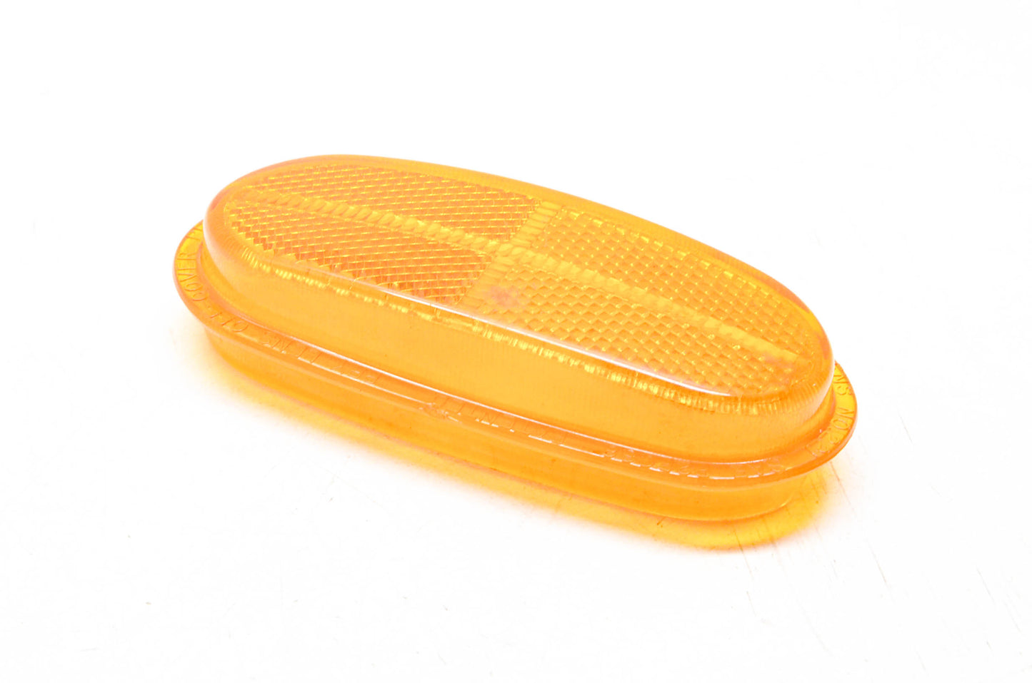 Betts 221, SAE P2PC88 Amber Oblong Lens NOS
