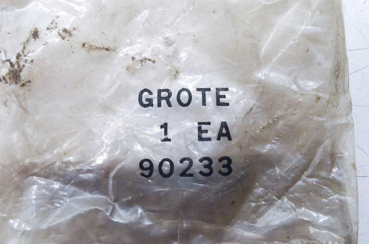 Grote 90233 4" Amber Lens NOS