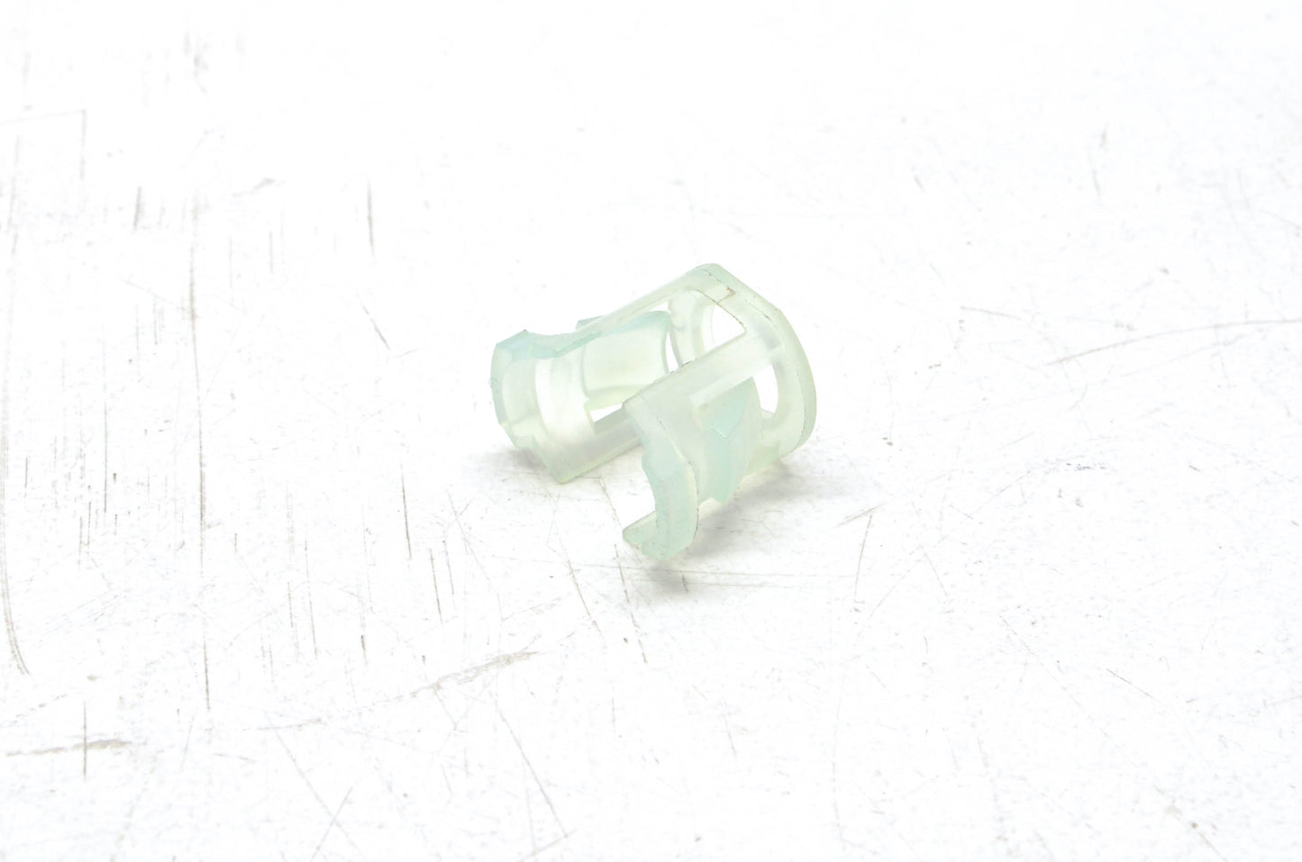 GM 12388064 Fuel Line Retainer NOS