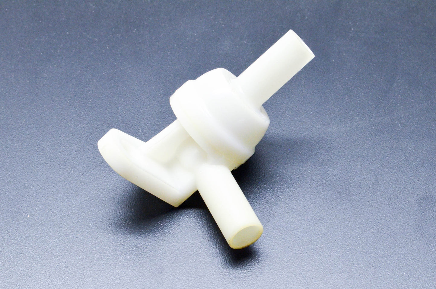 New OEM Ford C3TZ-2365-A Power Brake Booster Check Valve NOS