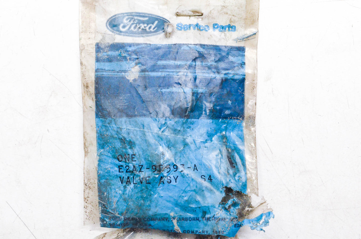 New OEM Ford E2AZ-9B593-A Fuel Vapor Valve NOS