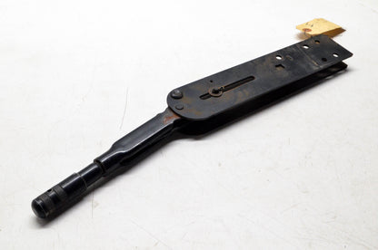 International 1675872c91, 301410 Lever