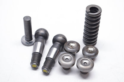 Nissan 48510-Z5026 Link Kit NOS
