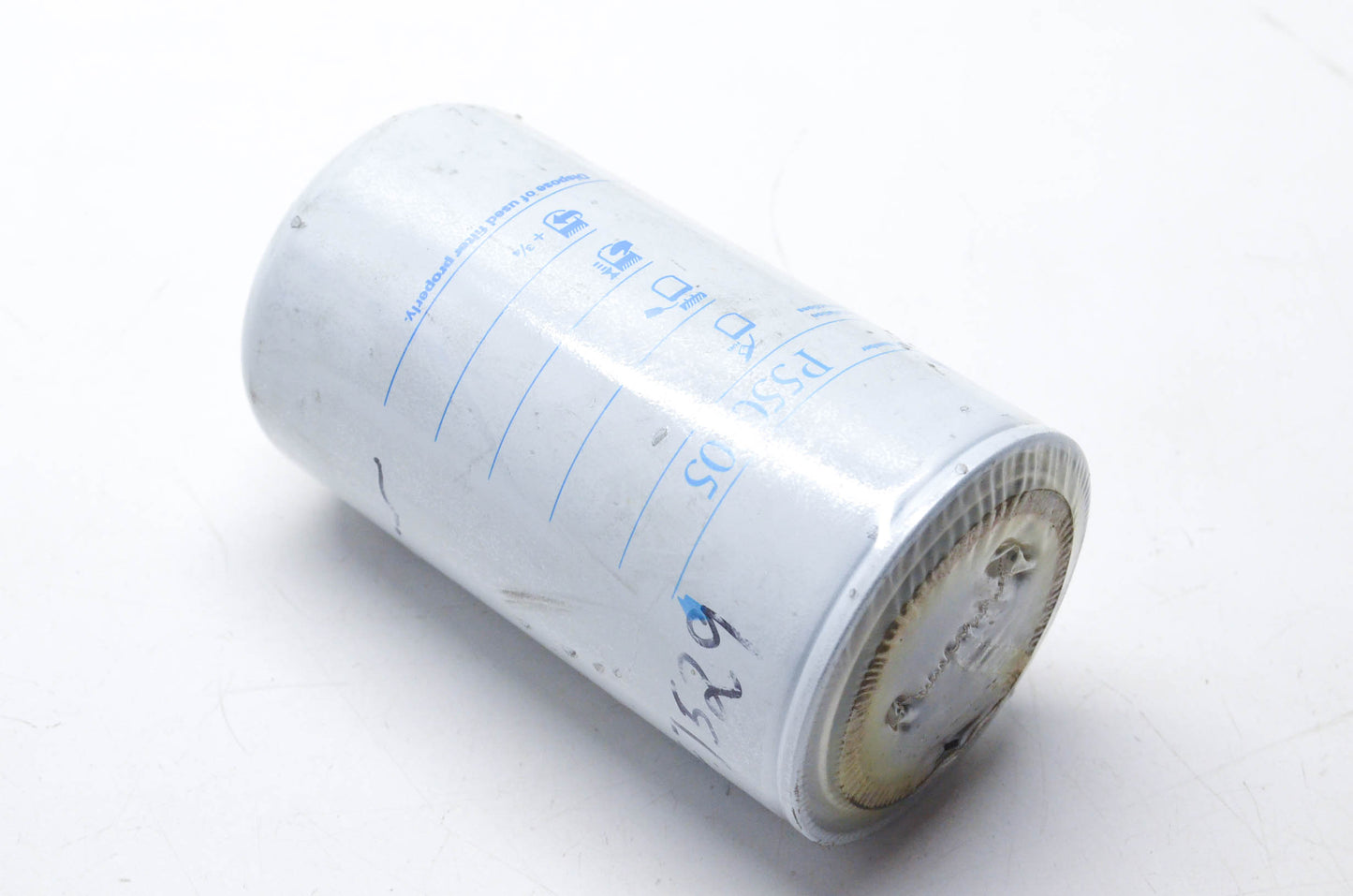 Donaldson P550105 Oil Filter NOS