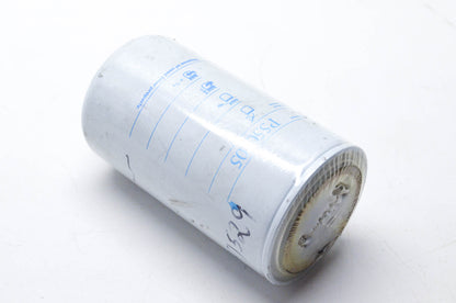 Donaldson P550105 Oil Filter NOS