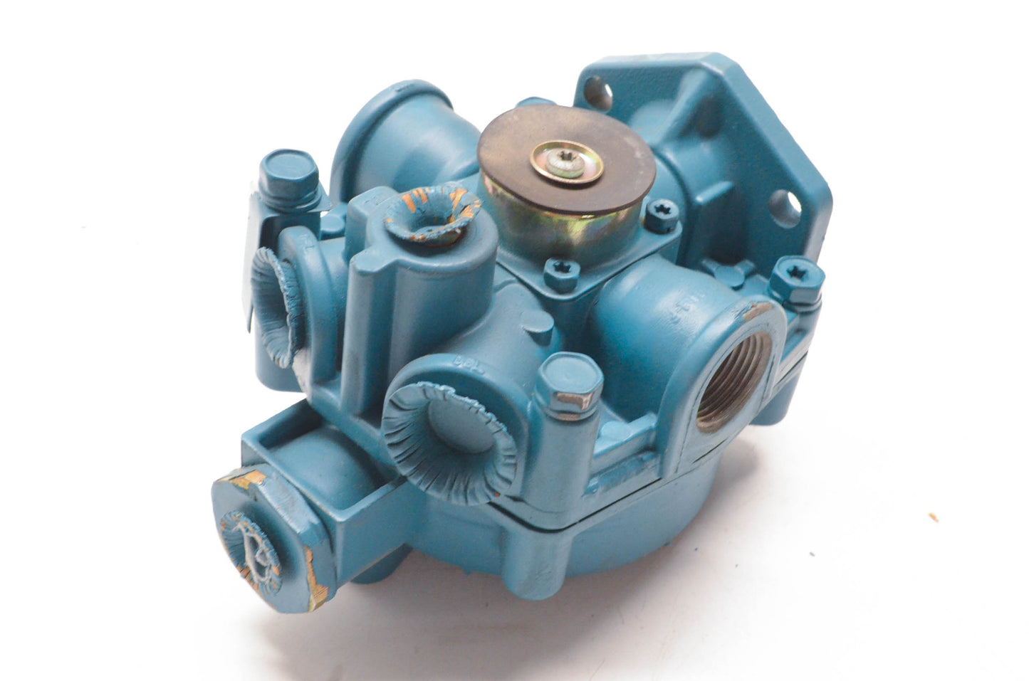 Bendix 287260X R-8 Relay Valve NOS