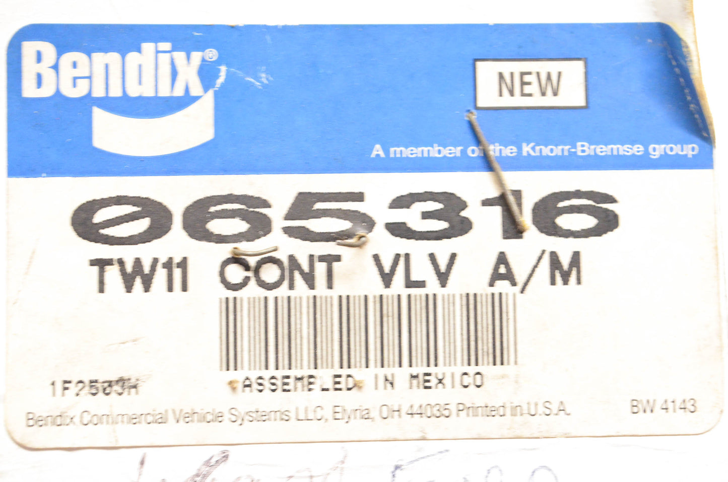 Bendix 065316, BW065316 TW-11 Brake Control Valve NOS