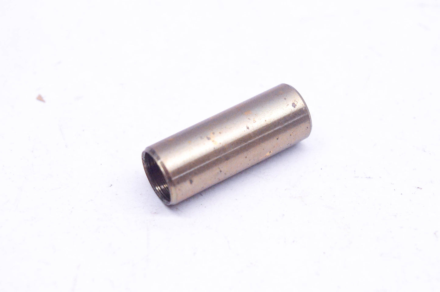 New OEM Briggs & Stratton 230655 Valve Guide Bushing NOS