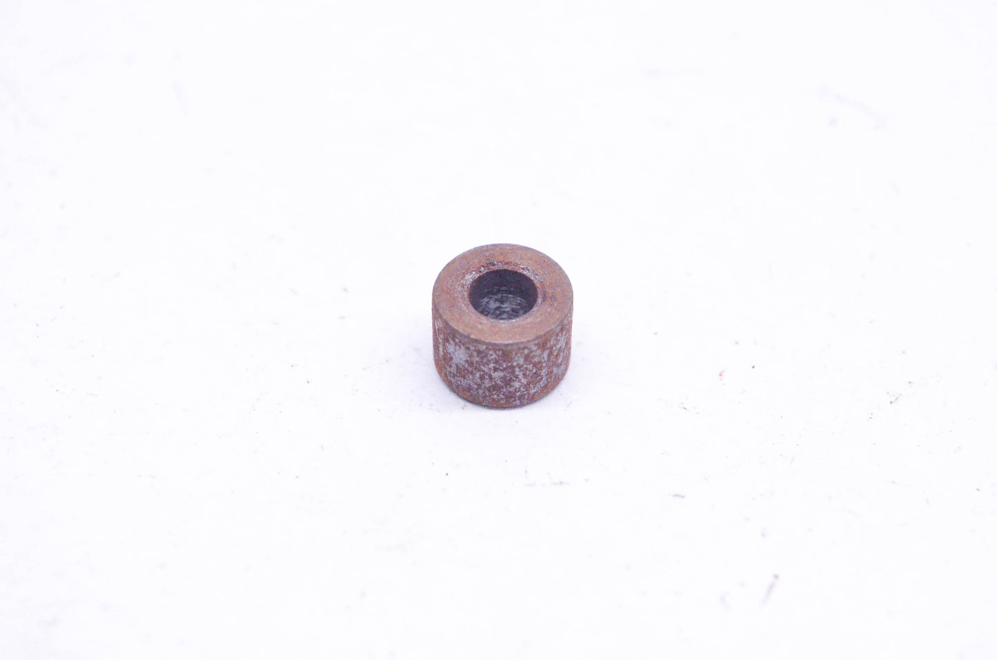 New OEM Briggs & Stratton 230749 Governor Crank Spacer NOS