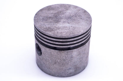 Wisconsin Engine DB-186-A Piston NOS