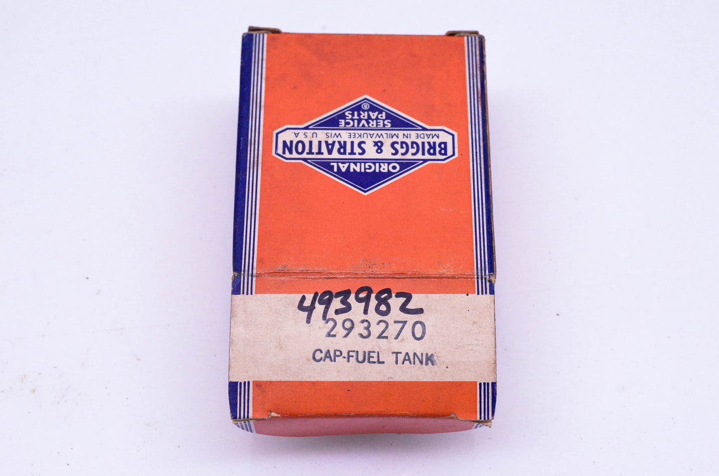 New OEM Briggs & Stratton 293270, 493982 Fuel Tank Cap NOS