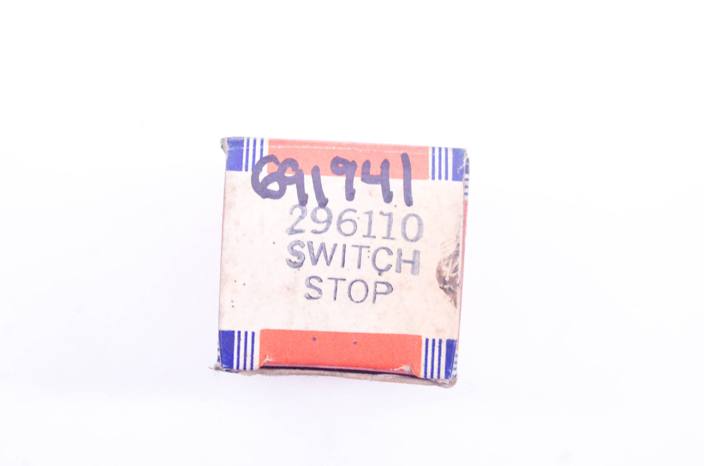 New OEM Briggs & Stratton 296110, 691741 Stop Switch Part NOS