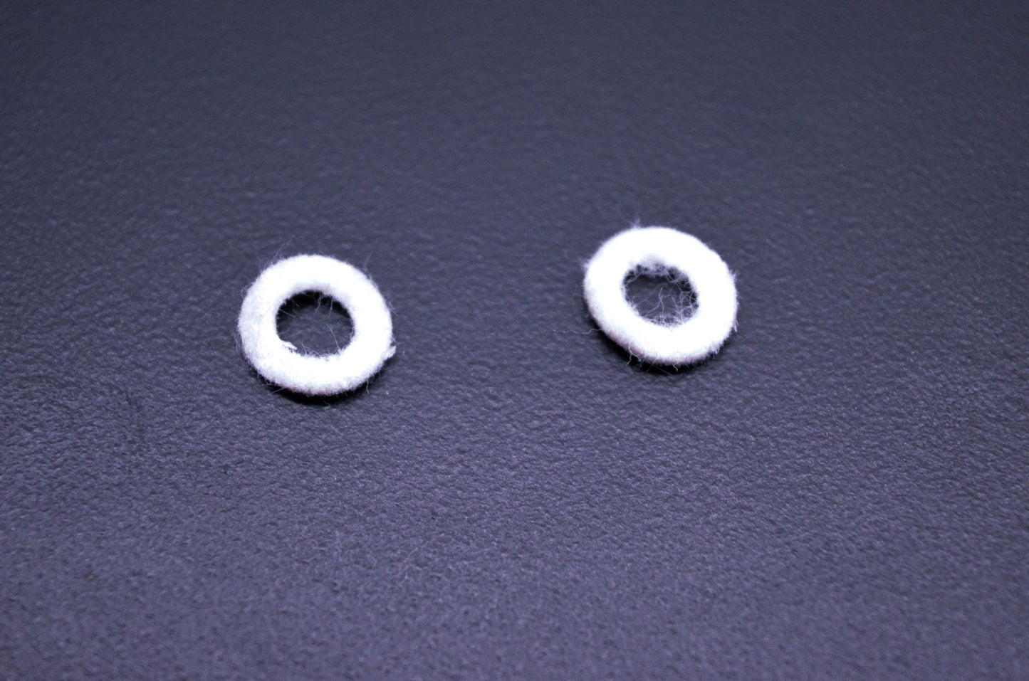 New OEM Briggs & Stratton 270167 Felt Washers Qty 2 NOS