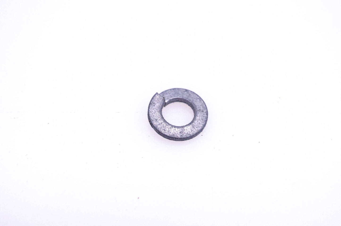 New OEM Briggs & Stratton 90832, 690371 Lock Washer NOS