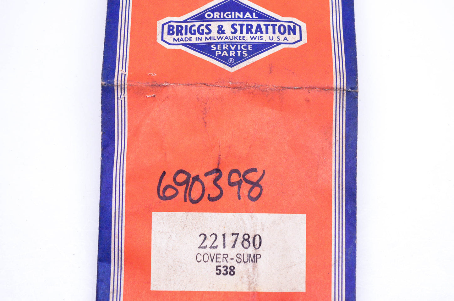New OEM Briggs & Stratton 221780 Sump Cover NOS