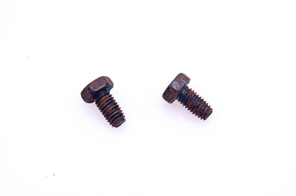 New OEM Briggs & Stratton 93572, 690664 Screws Qty 2 NOS