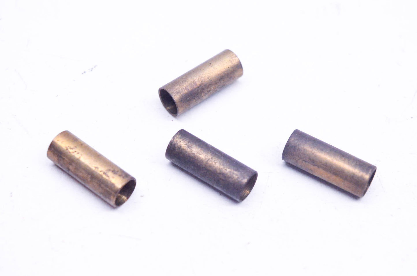 New OEM Briggs & Stratton 63709 Bushings Qty 4 NOS