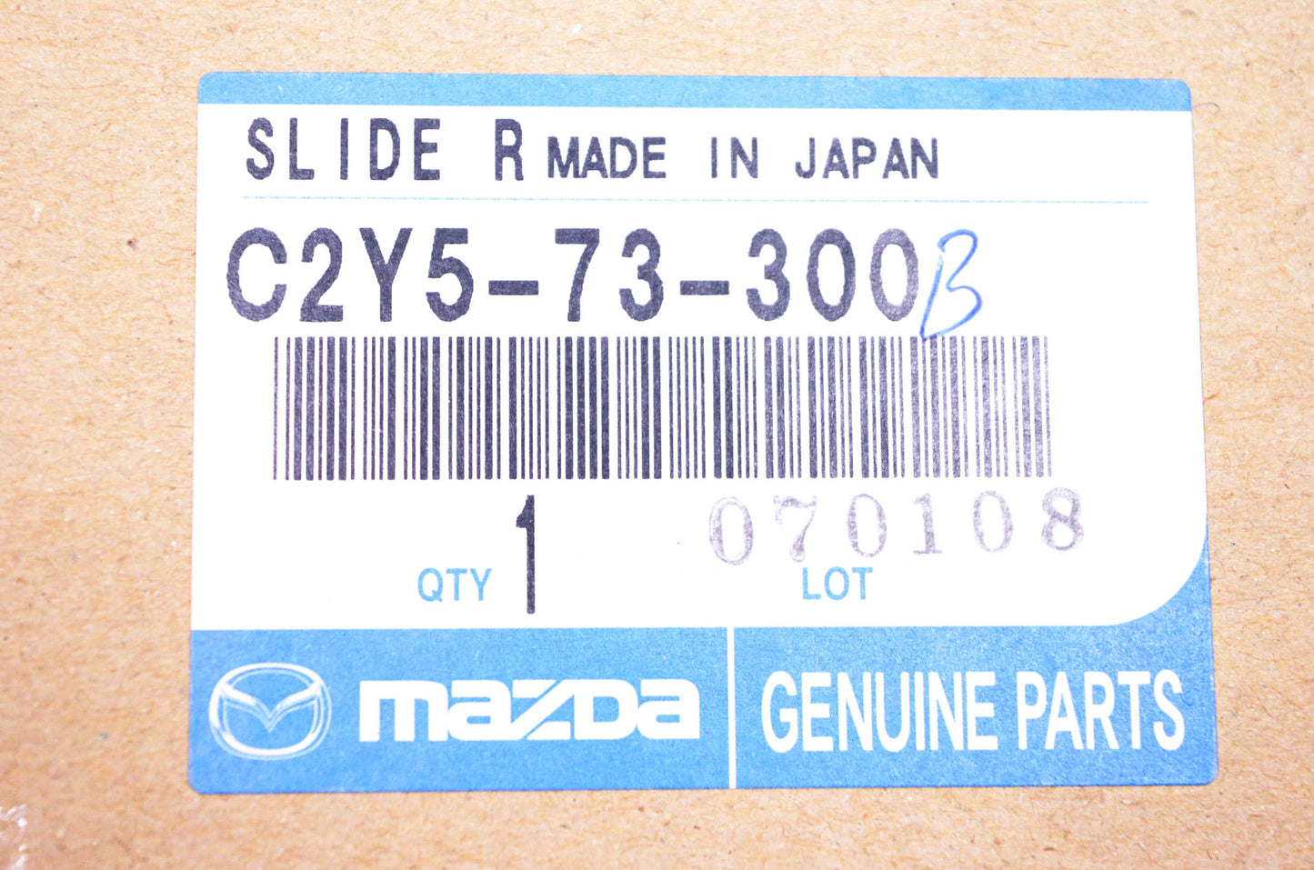 New OEM Mazda C2Y5-73-300B Sliding Door Handle Kit NOS