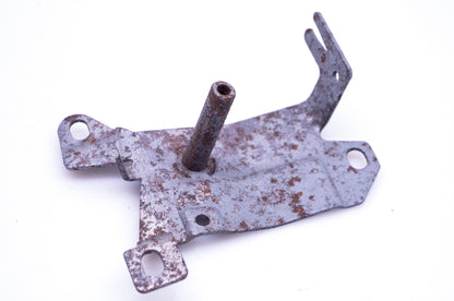 New OEM Tecumseh 590439A Recoil Starter Bracket NOS