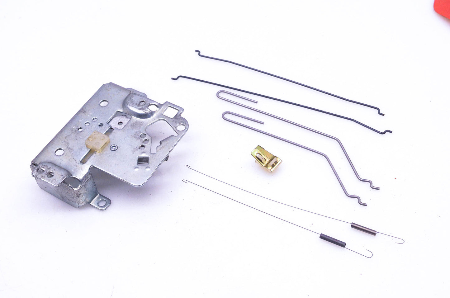 New OEM Briggs & Stratton 396349 Governor Plate Kit NOS