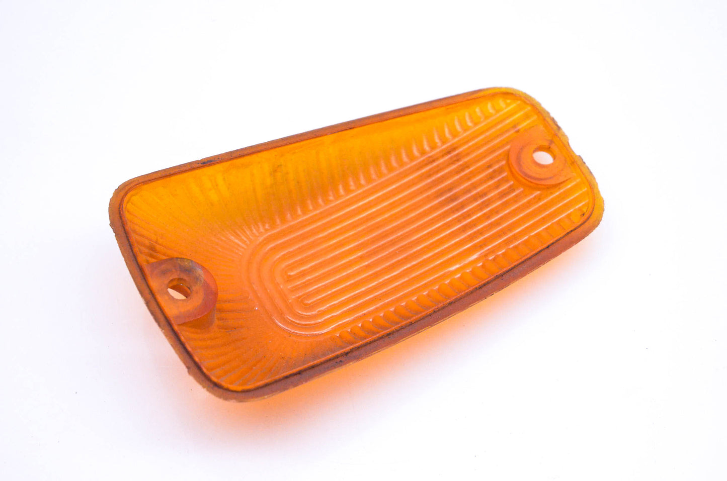 General Motors 15599040 Amber Roof Running Cab Marker Lens