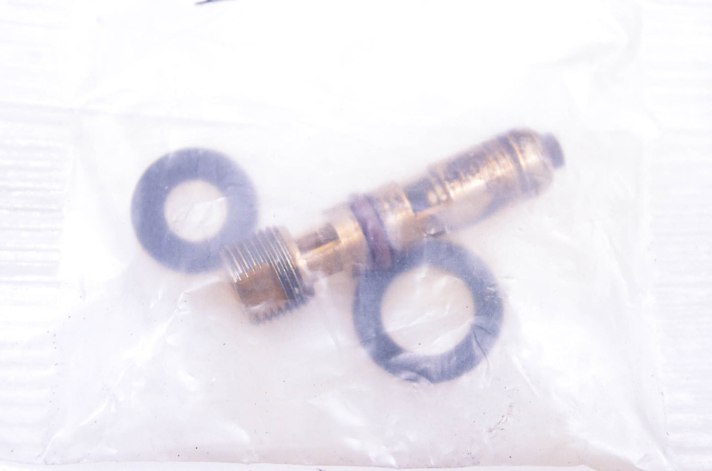 Aftermarket 25-976A Needle Seat Kit NOS