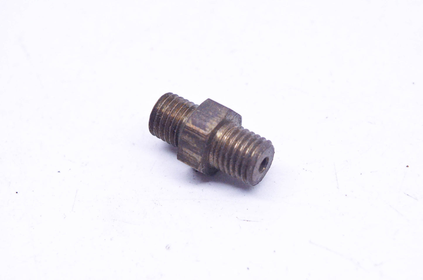 New OEM Briggs & Stratton 63058 Fuel Pipe Connector NOS