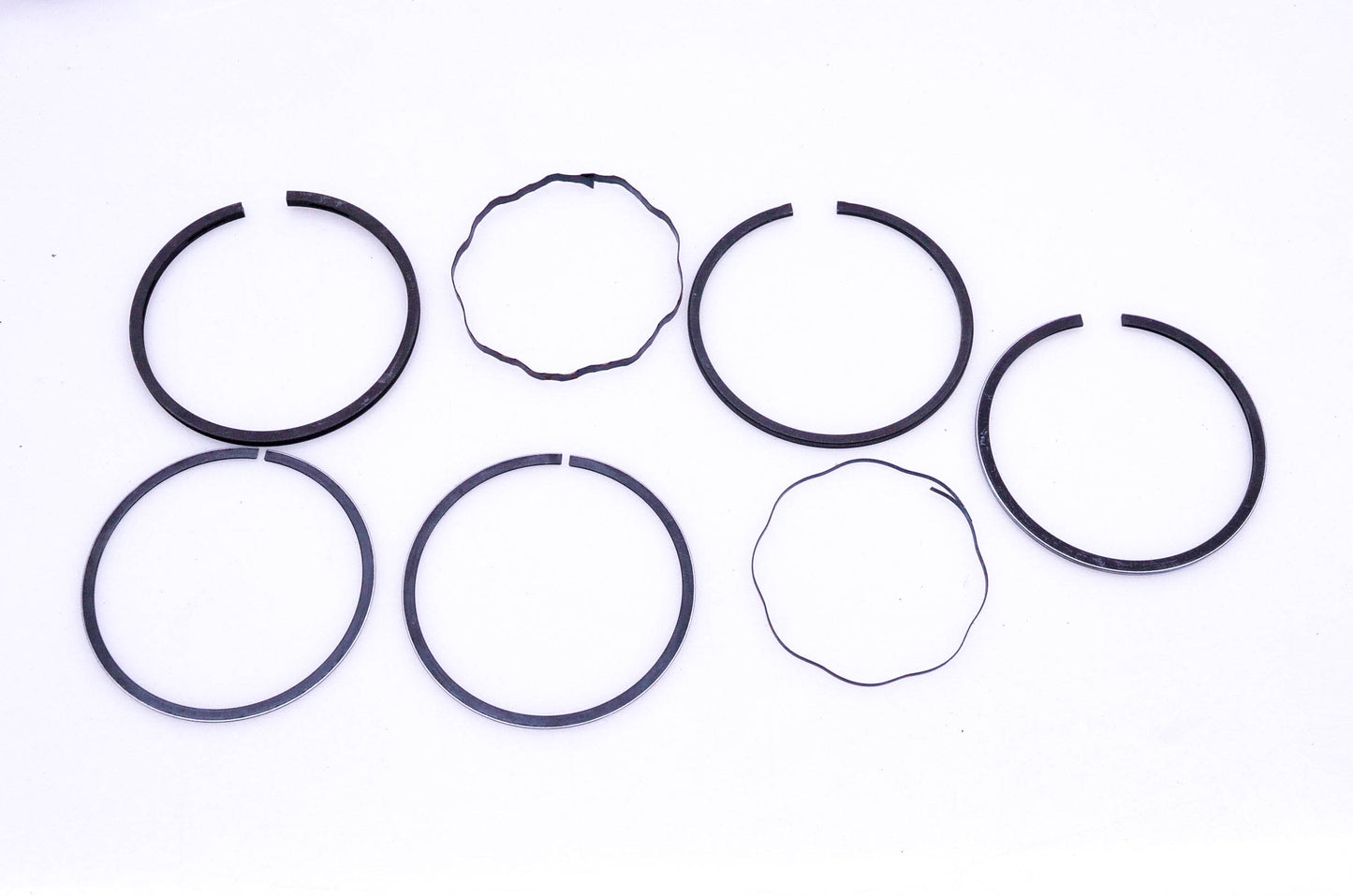 New OEM Briggs & Stratton 299744 Piston Ring Kit NOS