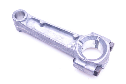 New OEM Briggs & Stratton 390459 Connecting Rod NOS