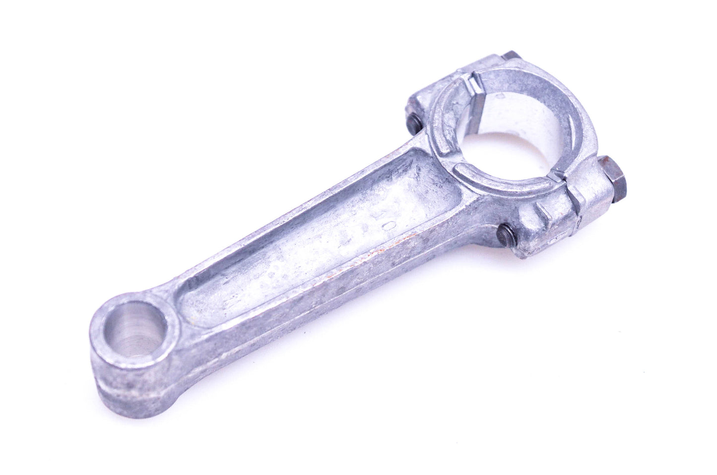 New OEM Briggs & Stratton 390459 Connecting Rod NOS