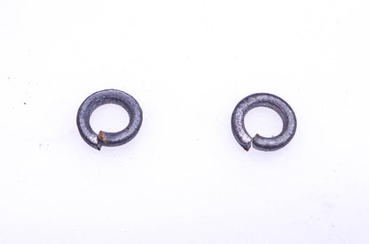 New OEM Briggs & Stratton 91388 Lock Washers Qty 2 NOS