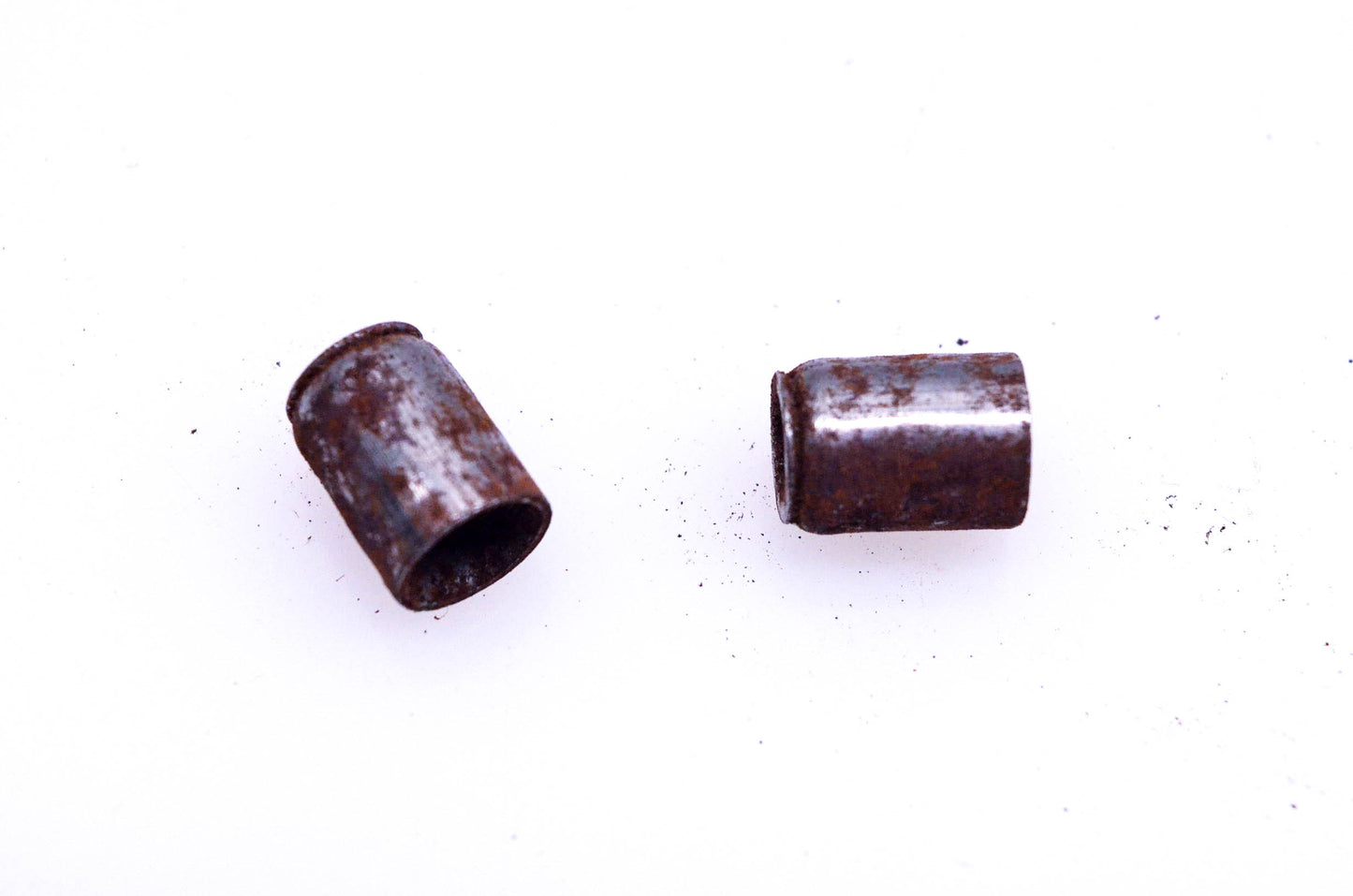 New OEM Tecumseh 590448 Bushing Sleeves Qty 2 NOS
