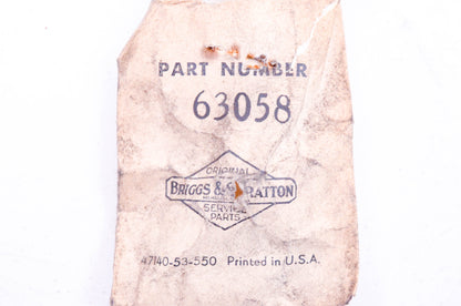 New OEM Briggs & Stratton 63058 Fuel Pipe Connector NOS