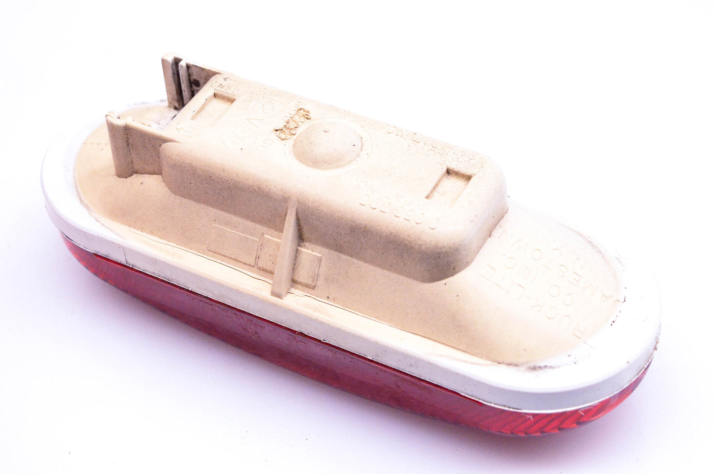 Truck-Lite 60202R Red Oval Turn Lamp Assembly