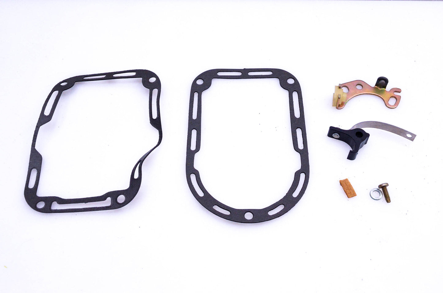 Wisconsin Engine YQ5 Point & Gasket Kit NOS