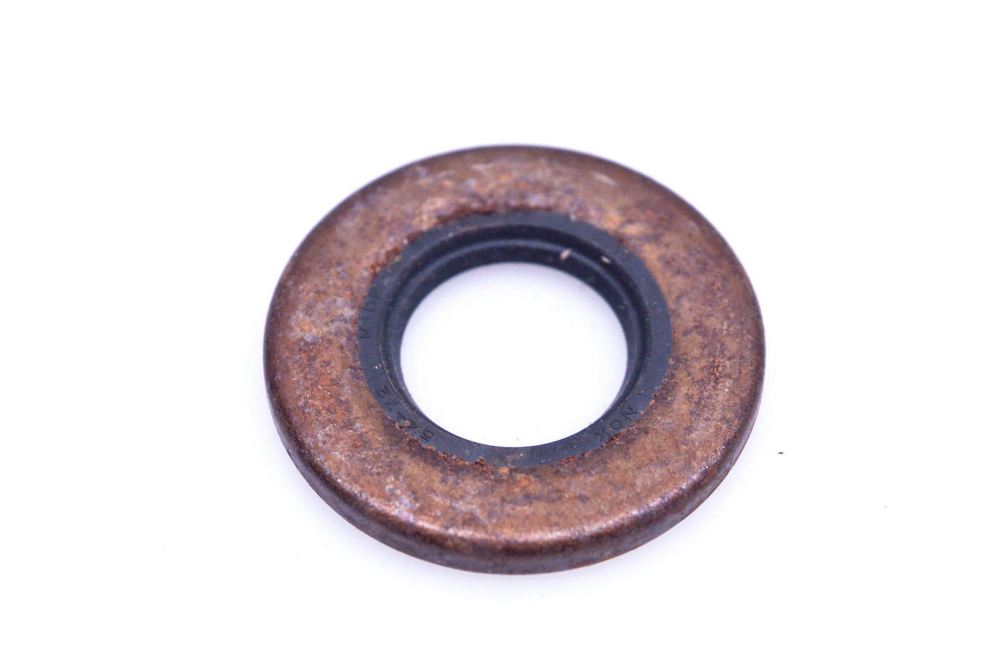 New OEM Tecumseh 28540 Oil Seal NOS