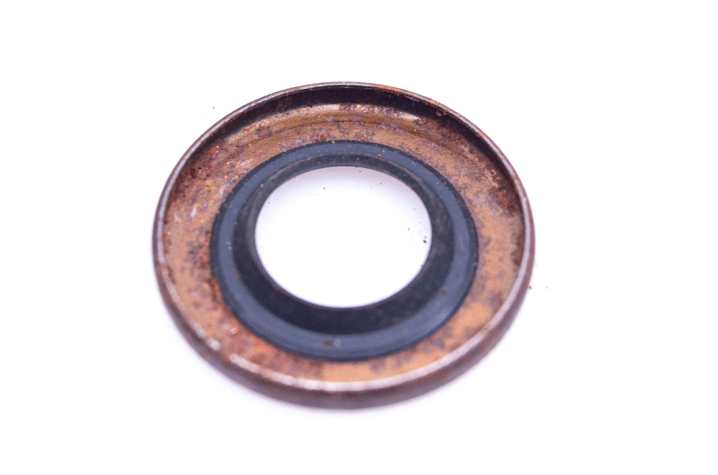 New OEM Tecumseh 28540 Oil Seal NOS