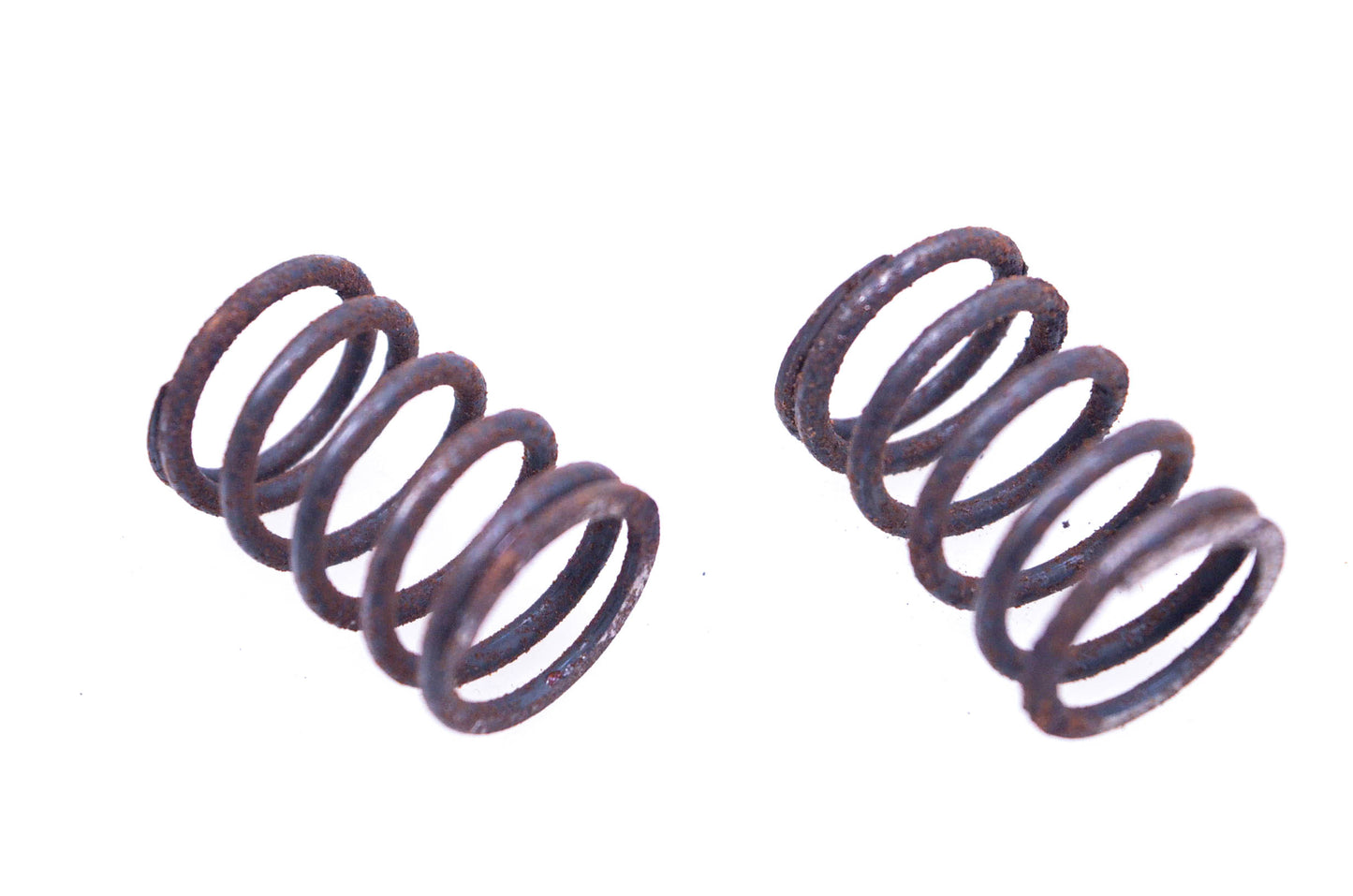New OEM Tecumseh 24772 Valve Springs Qty 2 NOS
