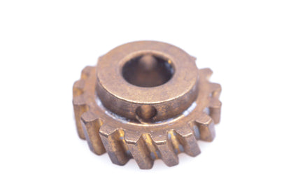 New OEM Briggs & Stratton 231279, 691772 Drive Gear NOS