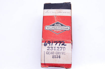 New OEM Briggs & Stratton 231279, 691772 Drive Gear NOS